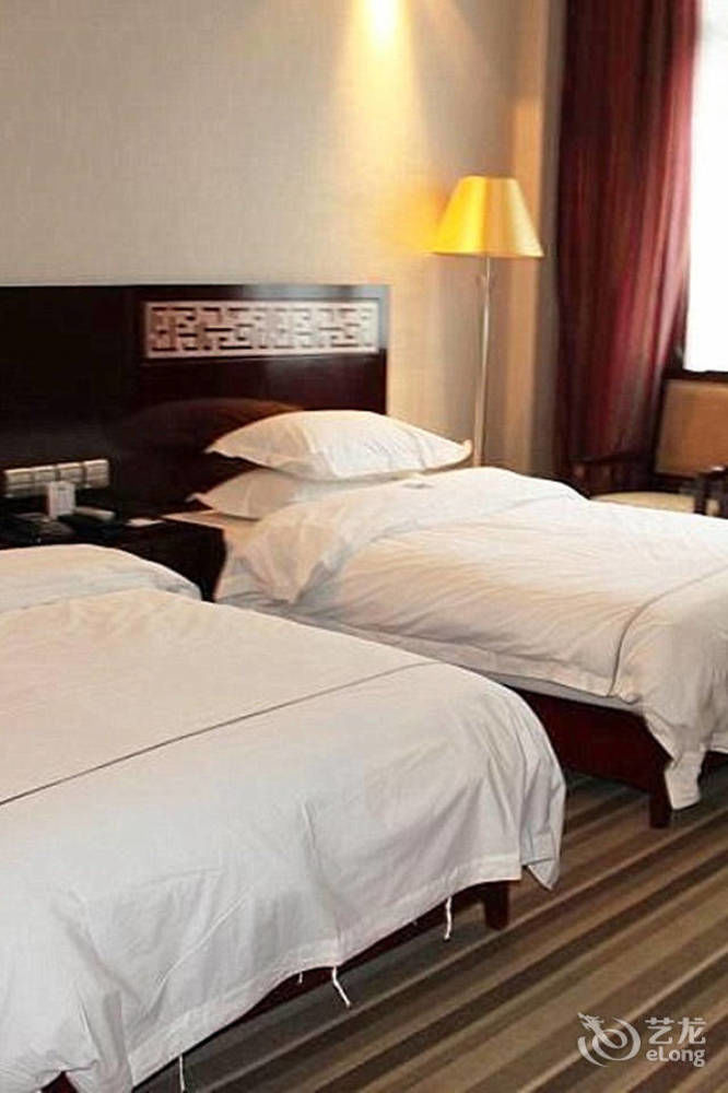 Jishou Heyi Hotel Fenghuang Luaran gambar