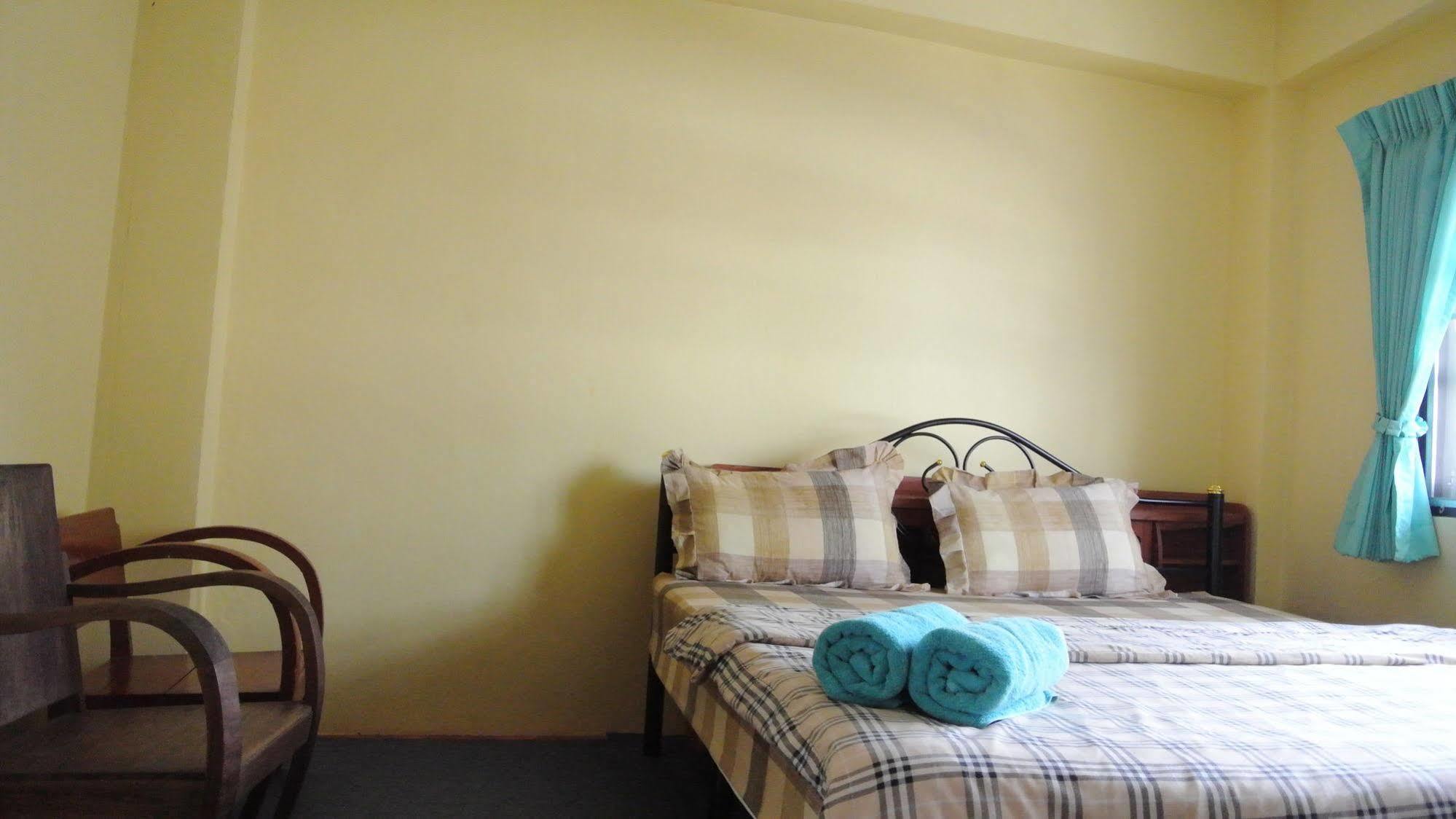 Jishou Heyi Hotel Fenghuang Luaran gambar